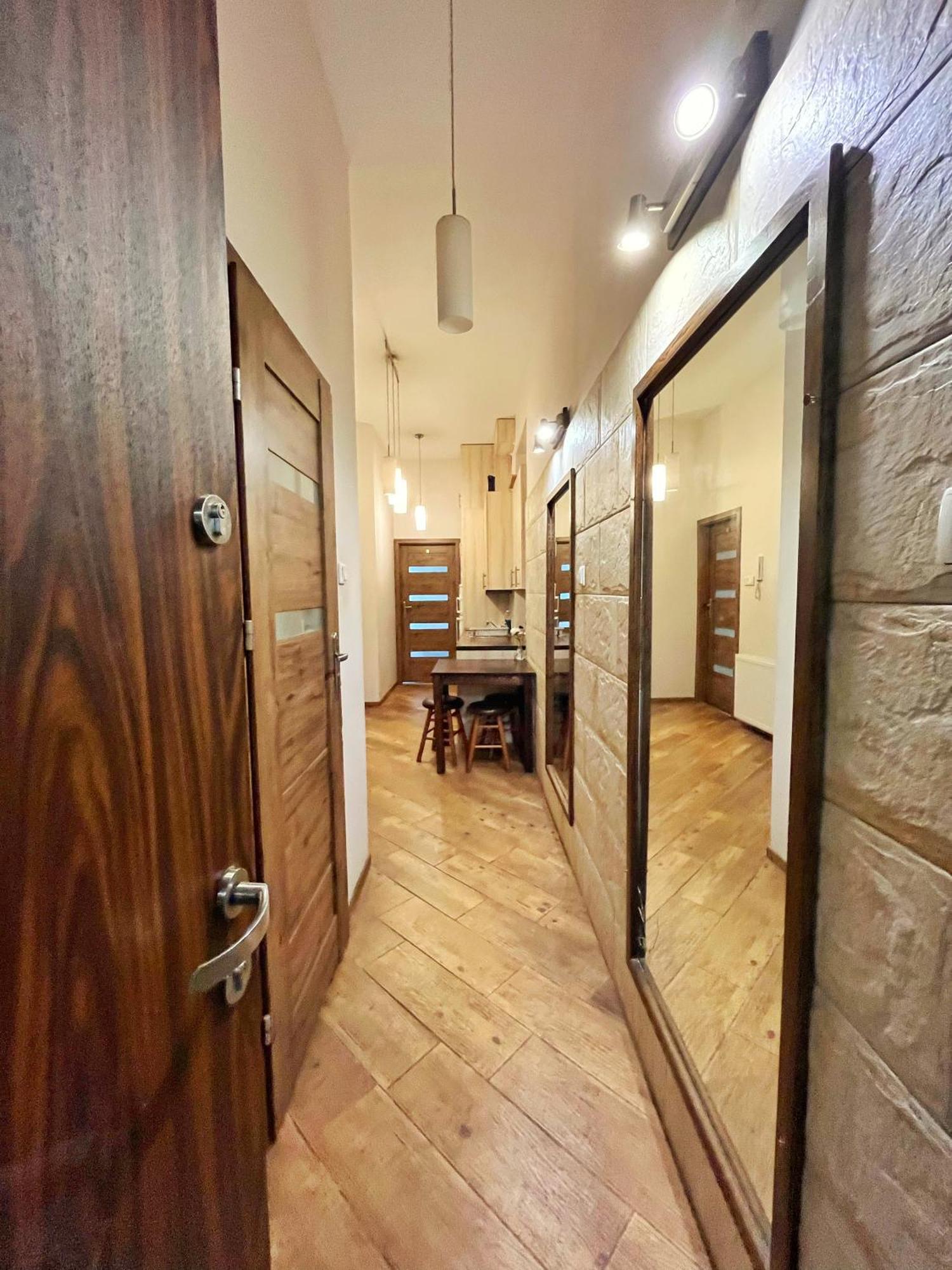 Cozy Rooms In Old Town And Wawel Cracóvia Exterior foto